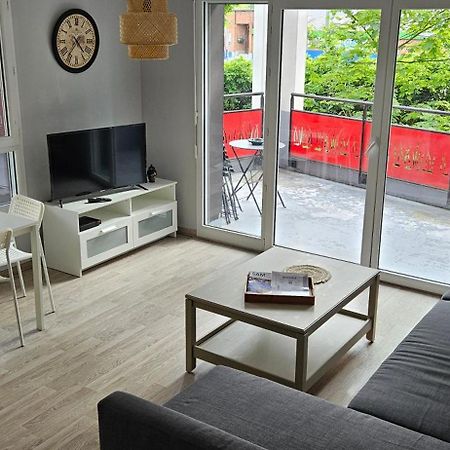 Appartement 2 Chambres Avec Terrasse Et Garage Saint-Andre-lez-Lille Bagian luar foto