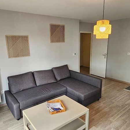 Appartement 2 Chambres Avec Terrasse Et Garage Saint-Andre-lez-Lille Bagian luar foto